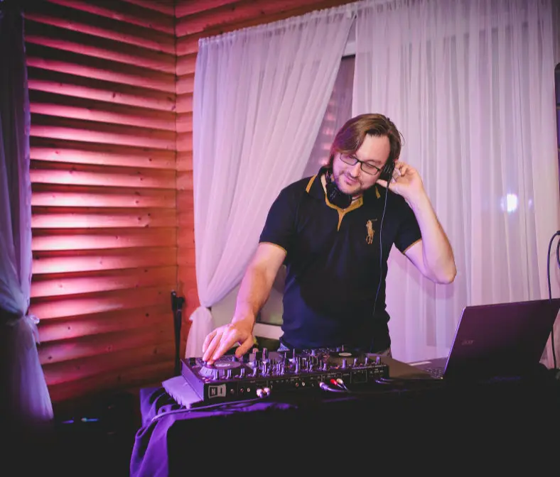 dj, ikass